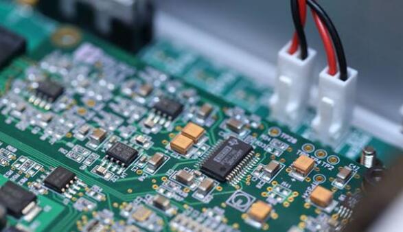 一場疫情下來改變了華為公司的電子元件供應(yīng)鏈